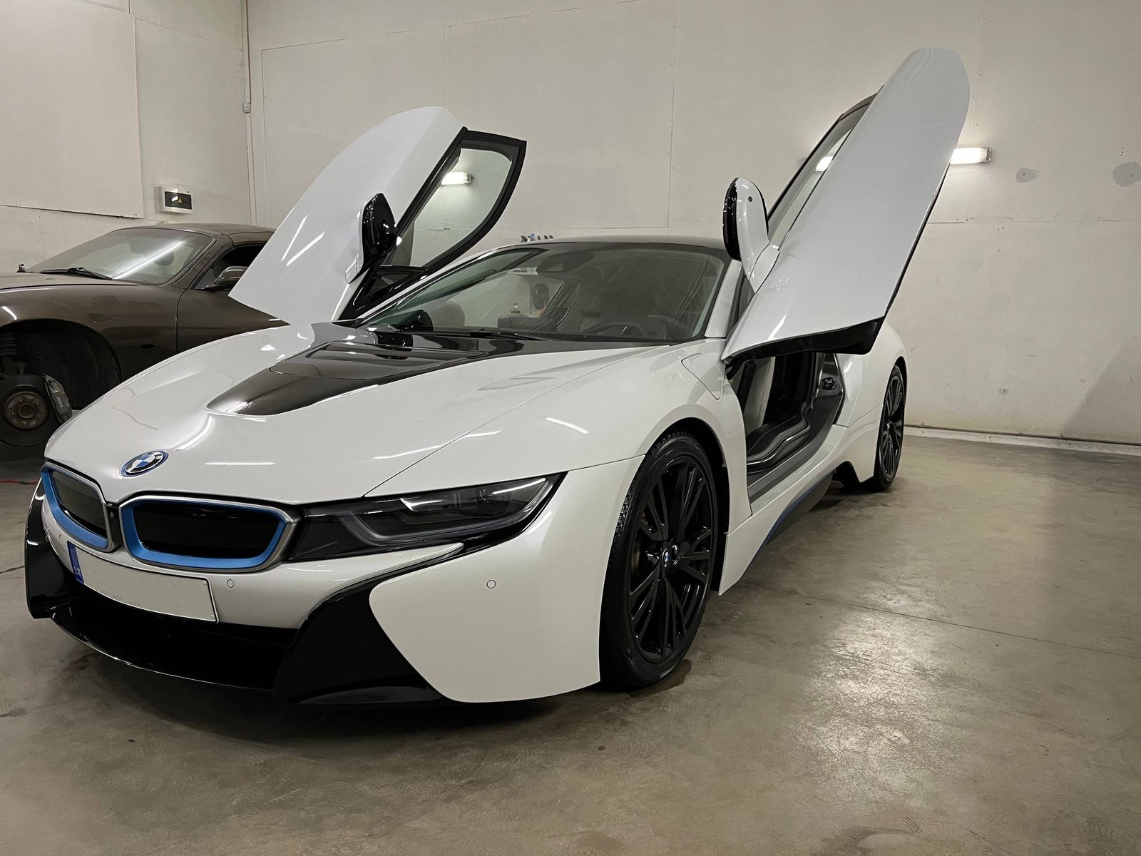 BMW i8