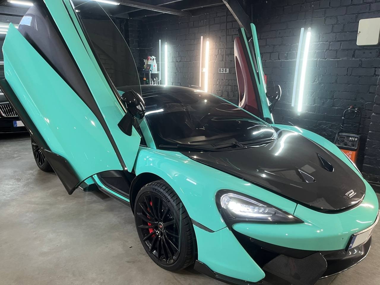 McLAREN 570S